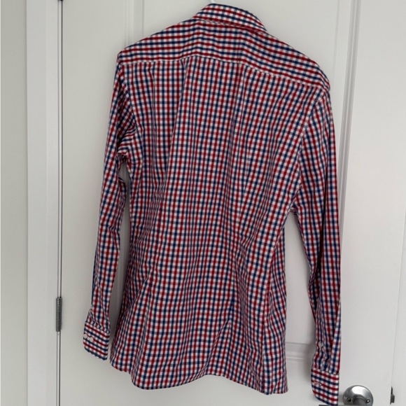 Shirt - Picture 3 of 4